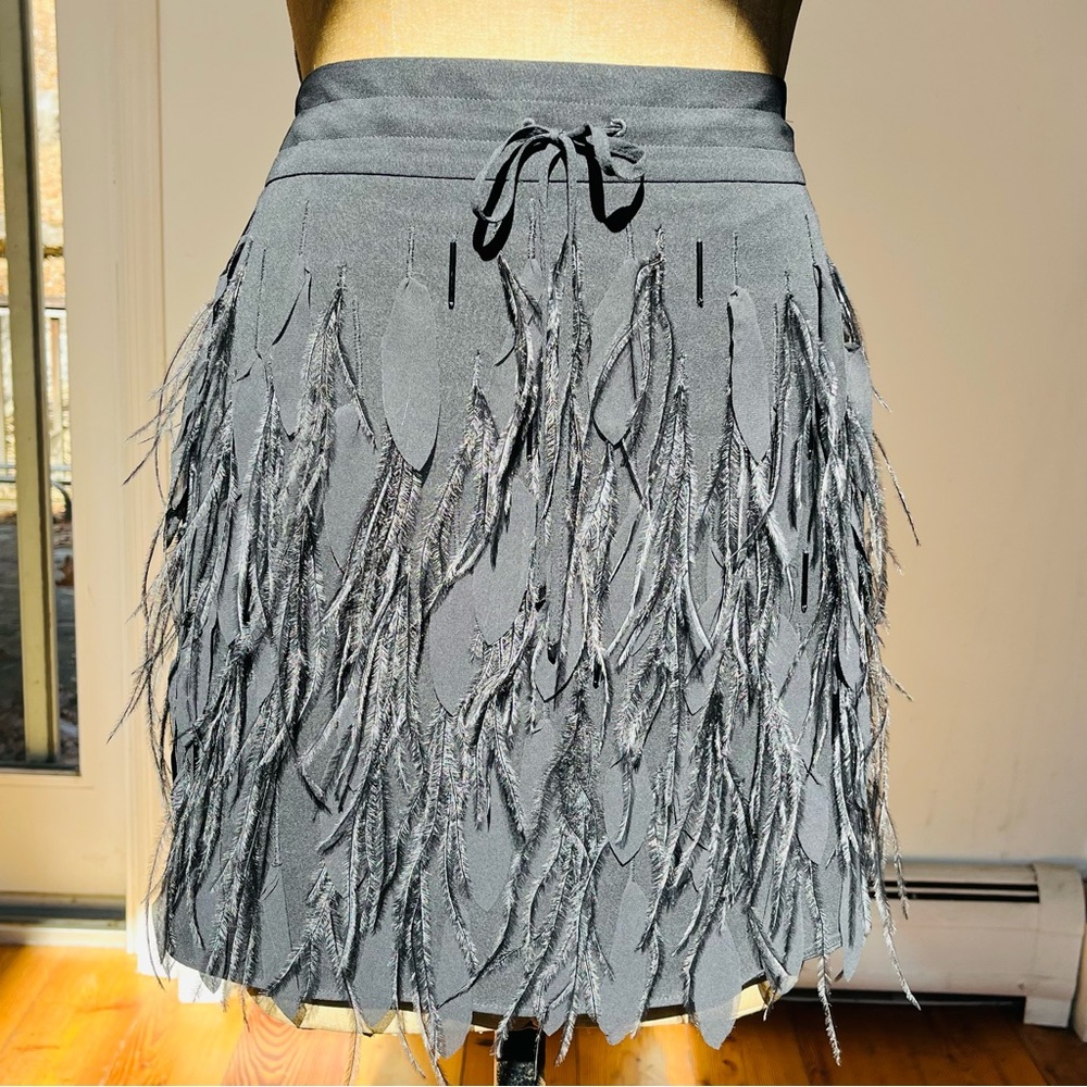 Ann Taylor Est 1954 Formal Feather & Bead Lined Pockets Black Mini Skirt Size 8